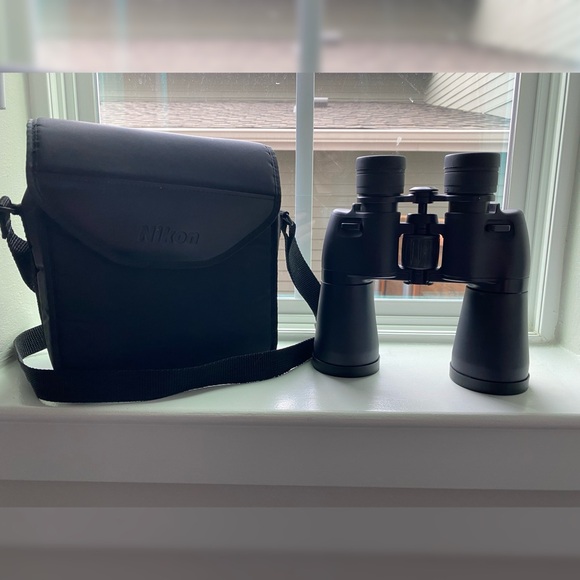 Nikon Action Lookout IV 10x50 Binoculars w/ Case & Caps – Japan Made - Picture 1 of 7